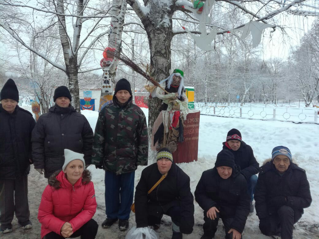 Участие в конкурсе «Одень дерево – герои Союзмультфильма!» Участие в конкурсе «Одень дерево – герои Союзмультфильма!»