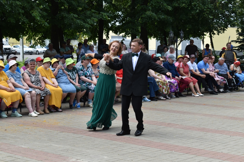 DSC_1077 (1).JPG