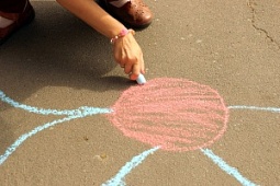 Солнечные рисунки на асфальте