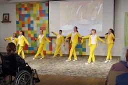 Дарите женщинам весну!