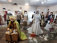 Нарядились в княжеские одежды