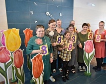 Весна, цветы и море улыбок!