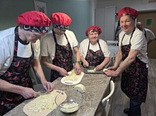 Блюда армейской кухни: приготовили «Щи из топора»