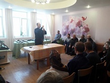 Оружие и песни военных лет