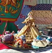 Масленица идёт, блины да мёд несет