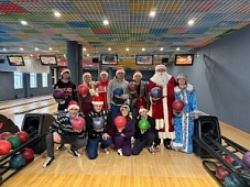 Новогоднее развлечение в боулинг-клубе!