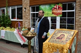 Яблочный Спас: праздничный молебен и освящение яблок