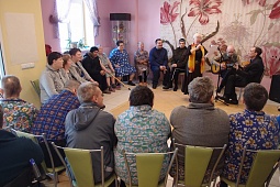 Музыкально-игровая программа «Первоапрельский кураж»